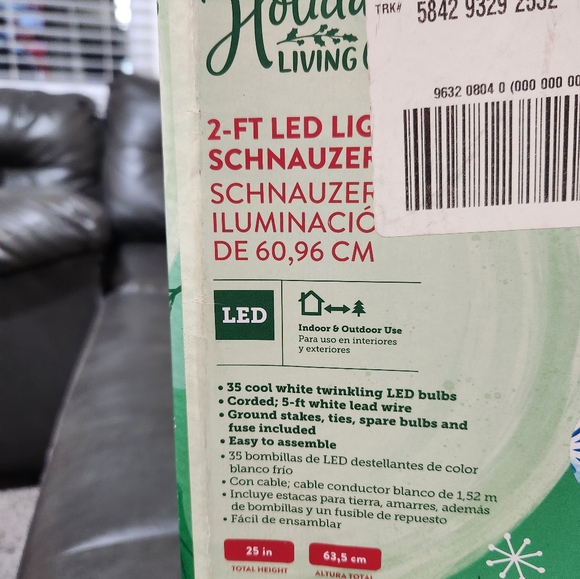 New Christmas Decoration - Picture 3 of 5